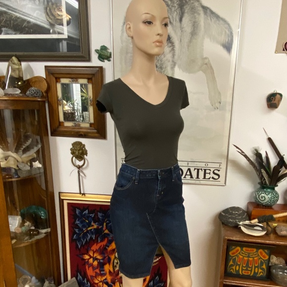 Denim Midi Skirt with Front Split - Picture 6 of 11